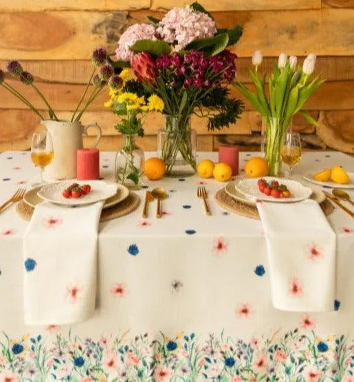 Wilderness Table Linen | 70x55 inches For Sale