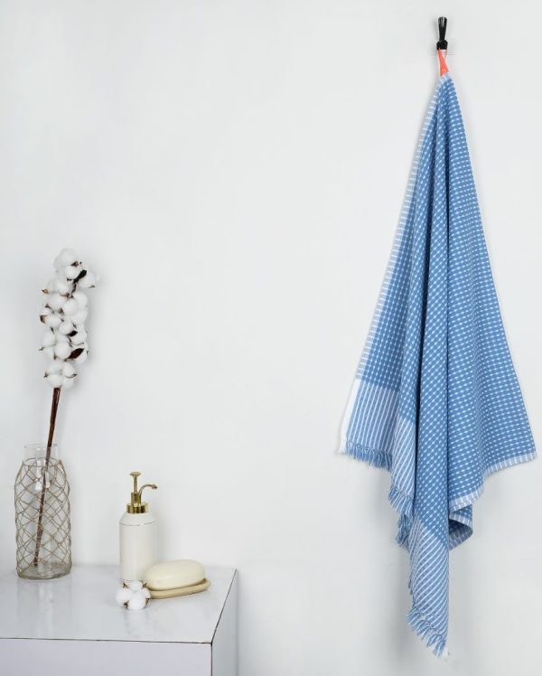 Honey Comb Cotton Bath Towel | 59 x 30 inches Supply